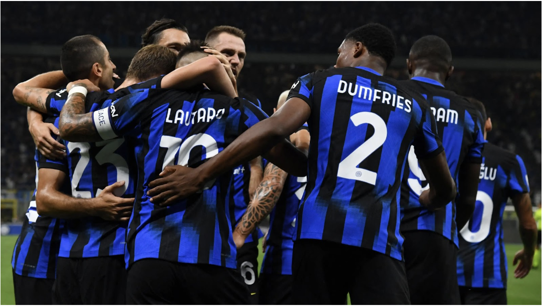 Xem bóng đá có bình luận viên tiếng Việt chuyên nghiệp tại Ra Khoi TV